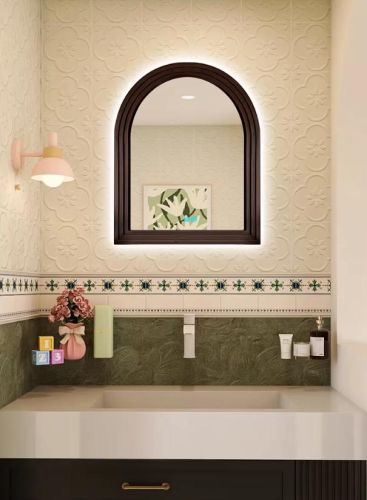 Gương vòm khung gỗ có led hắt sau CNC109-LED, kích thước 70*90 cm