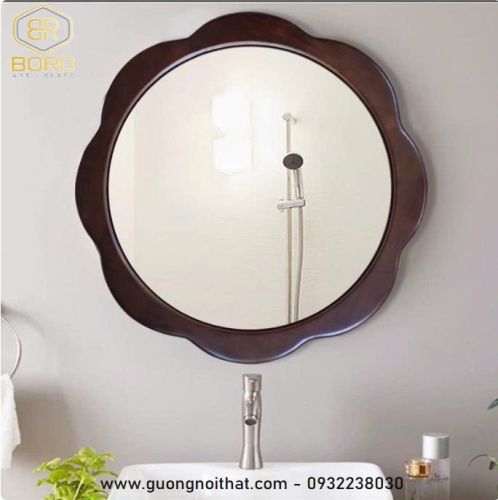Gương tròn hình cánh hoa bằng gỗ tự nhiên CNC129, kích thước 64*64cm