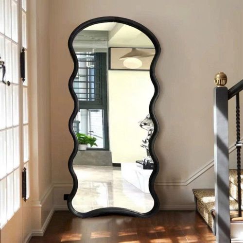 Gương toàn thân viền gỗ lượn sóng CNC135, kích thước 80*180 cm