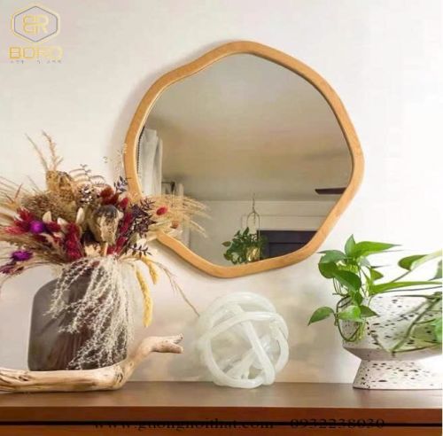Gương trang điểm treo tường hình dạng đặc biệt CNC136, kích thước 60*60 cm