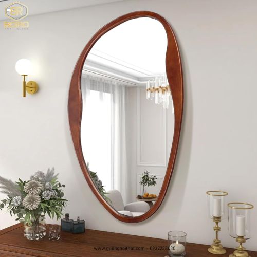 Gương gỗ không đối xứng, Gương treo tường không đều CNC157, kích thước 60*90cm