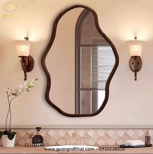 Gương trang điểm kiểu Bắc Âu hình dáng bất thường, Gương nhà tắm khung gỗ CNC177, kích thước 60*90 cm