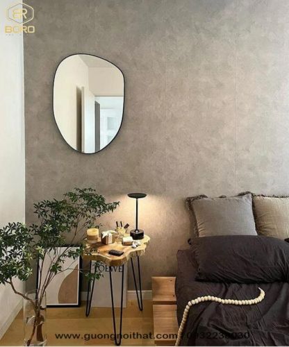 Gương treo tường kiểu Pháp cổ điển, hình dáng bất thường khung inox INOXBR163, KT 60*80cm