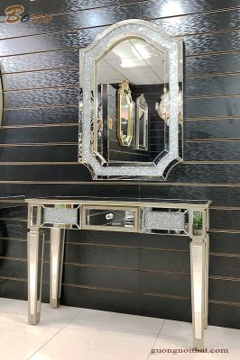 Gương trang trí phong cách Châu Âu viền pha lê PU973, Kích thước 80*120 cm